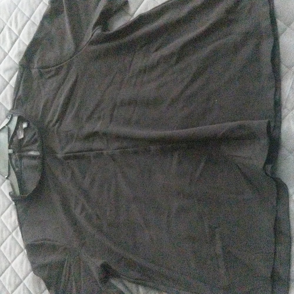 Women's Flowy Petite Shirt - The Limited - Picture 5 of 7